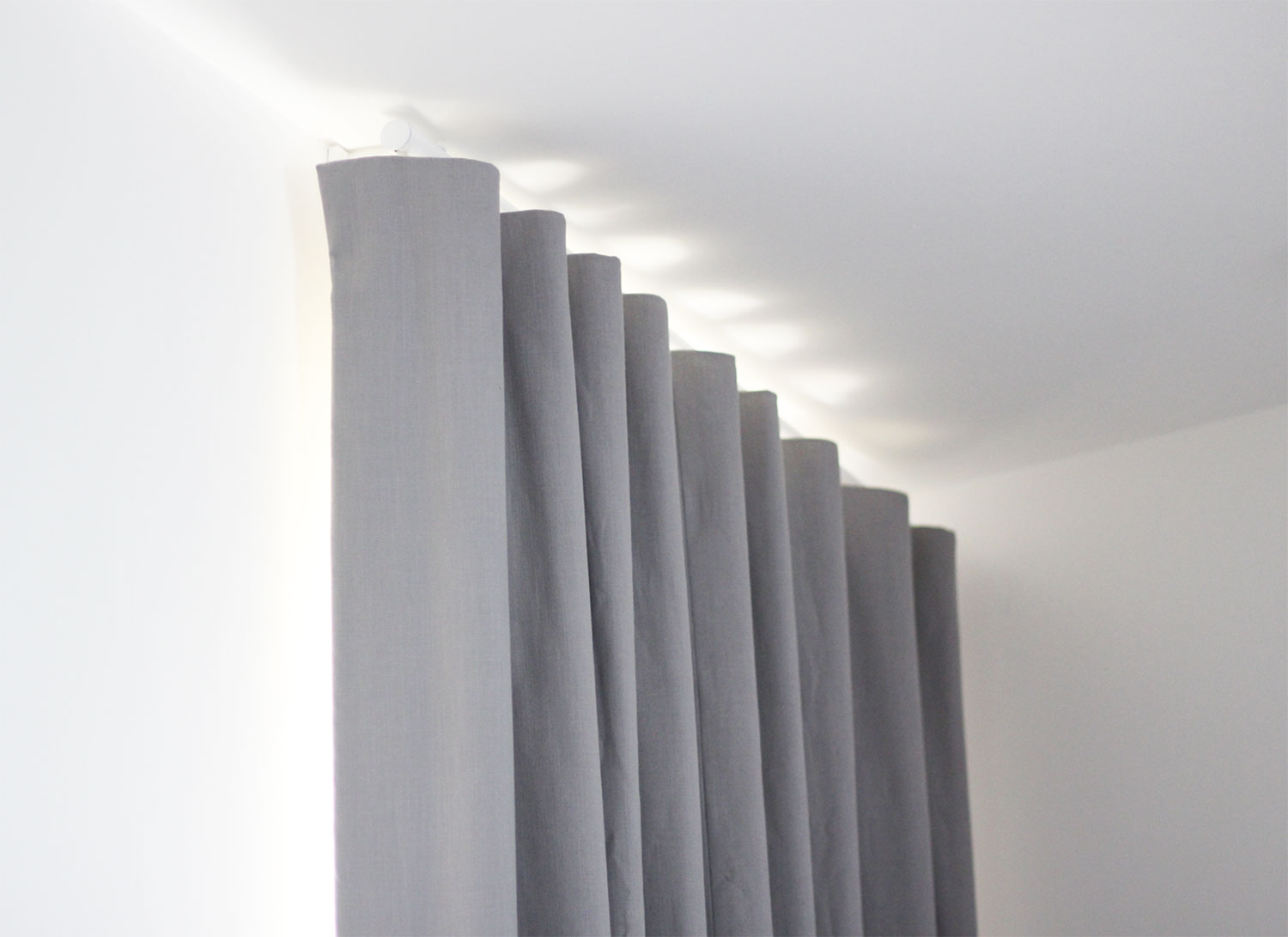 Grey Wave Curtain, Taylor and Paix Interiors